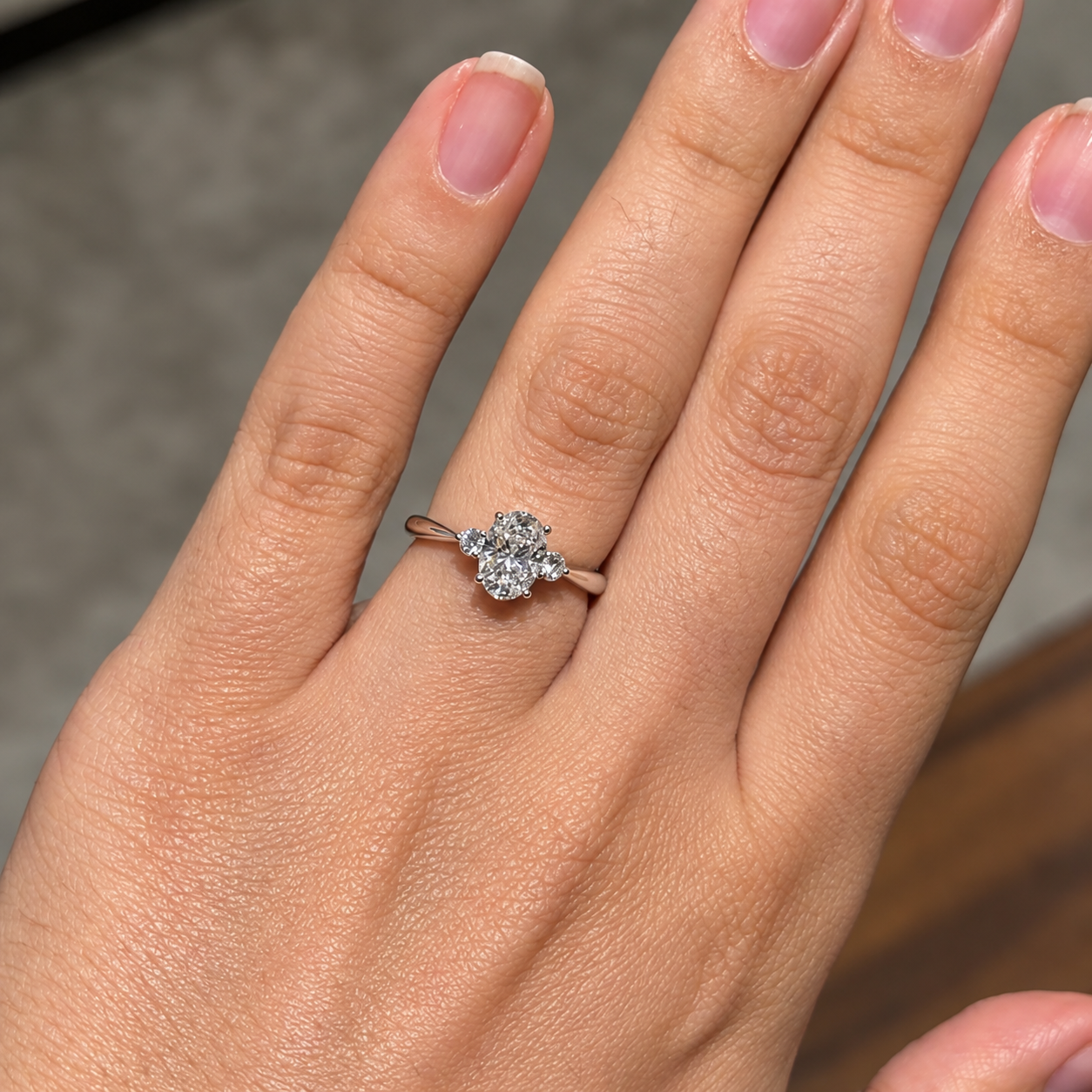 Anel Trilogy Oval em Diamante Lab - 1,10ct (total)