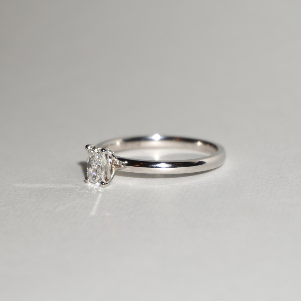 Anel Radiante Soliz 18k em Diamante Lab - 0,30ct
