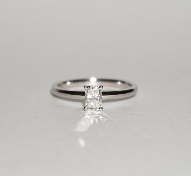 Anel Radiante Soliz 18k em Diamante Lab - 0,30ct